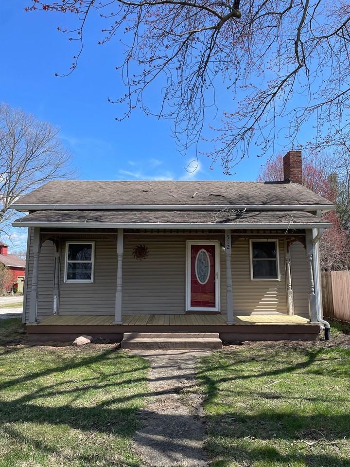 512 Whitlock Ave - Photo 2 of 13