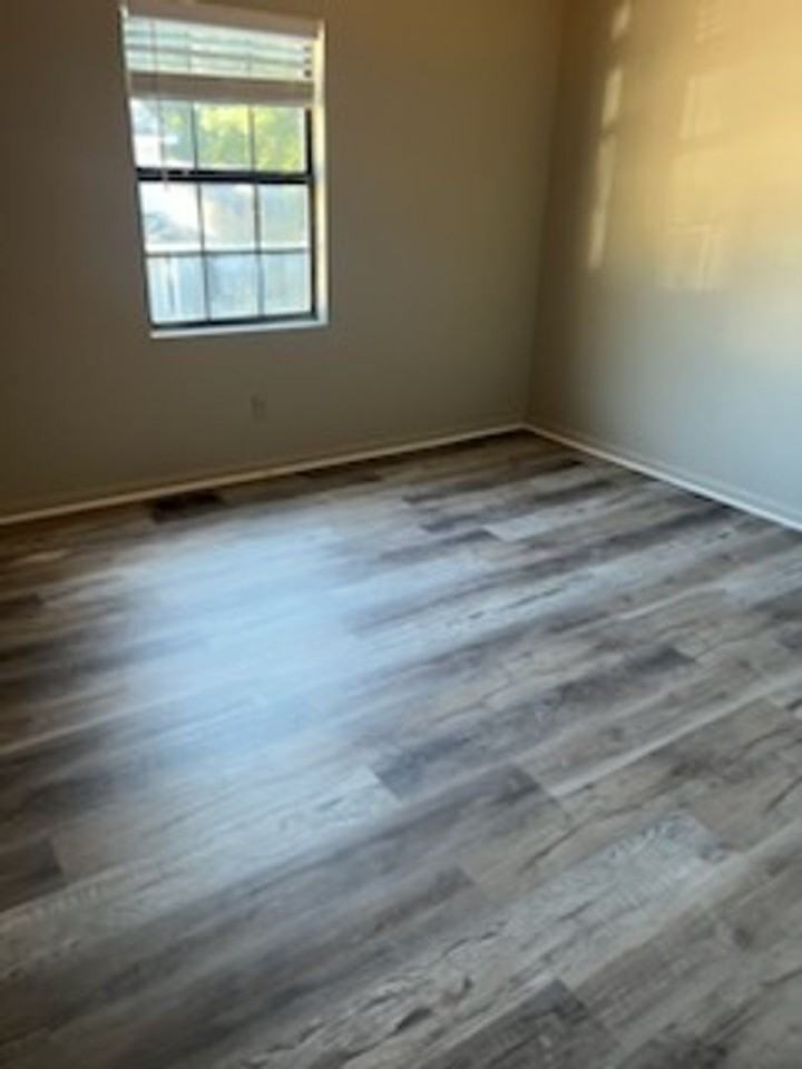 Feemster Lake Apartments - Photo 6 of 10