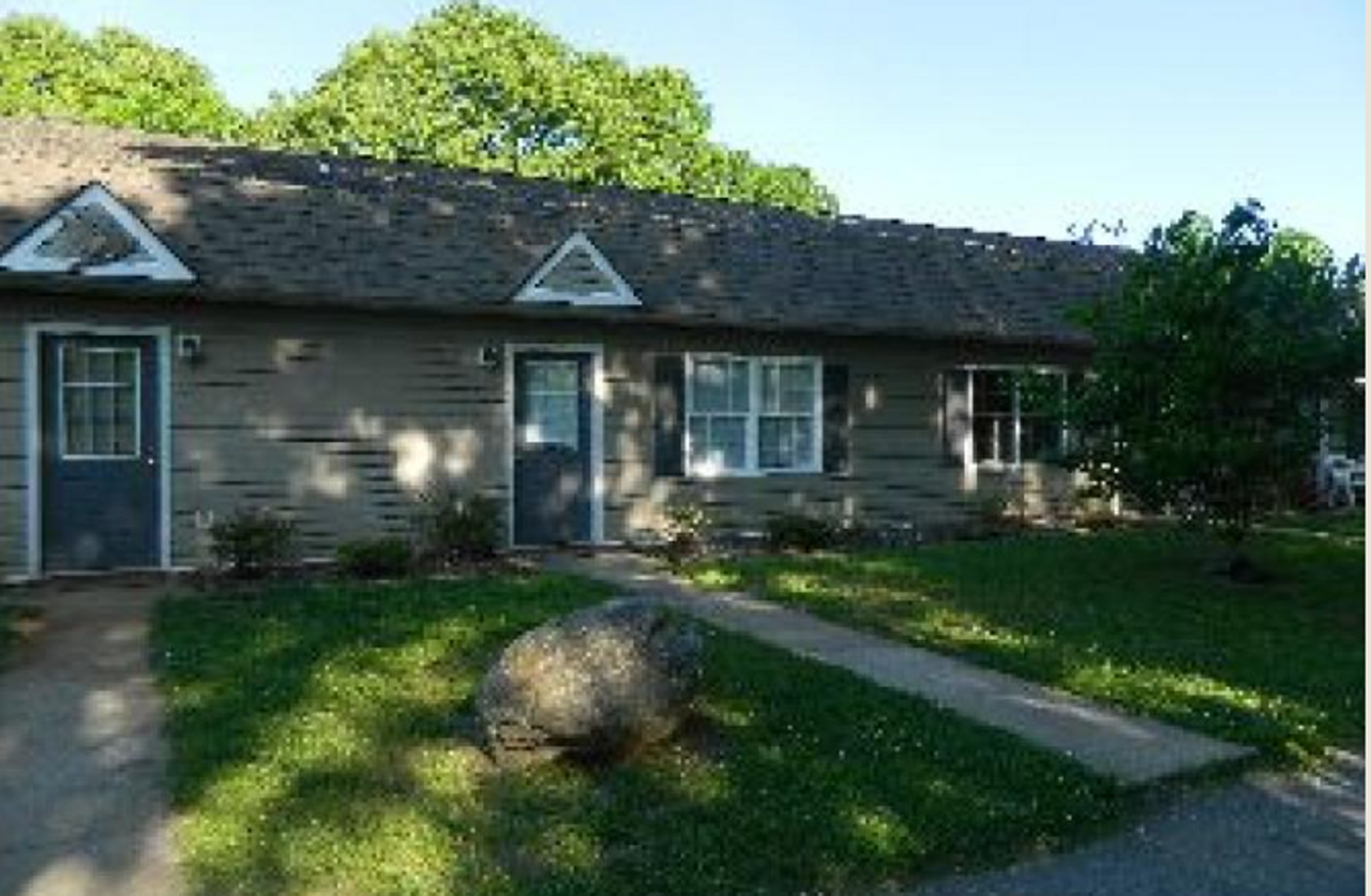 Peaks Crossing - Photo 3 of 6