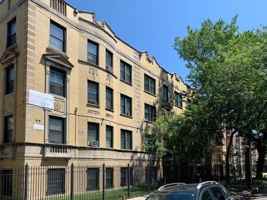 featured image of 4834 W Adams St