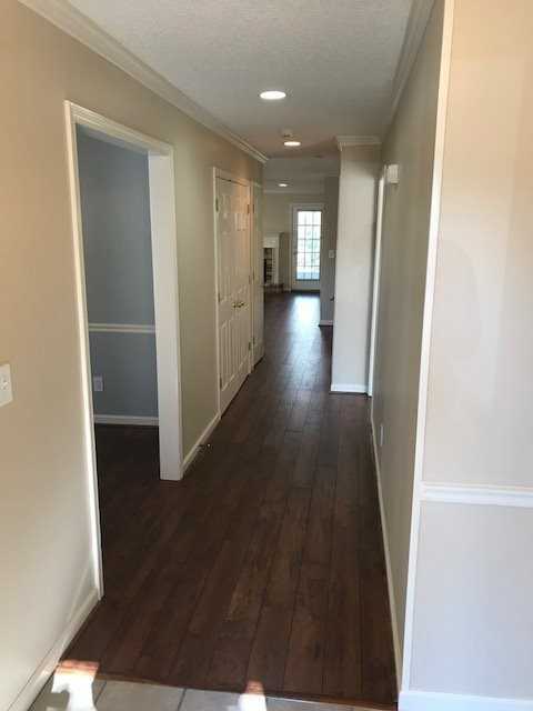 283 Ivy Pl - Photo 2 of 10
