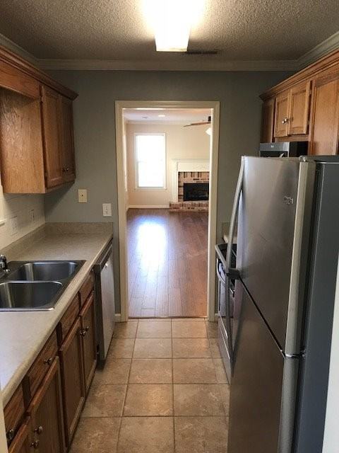 283 Ivy Pl - Photo 4 of 10