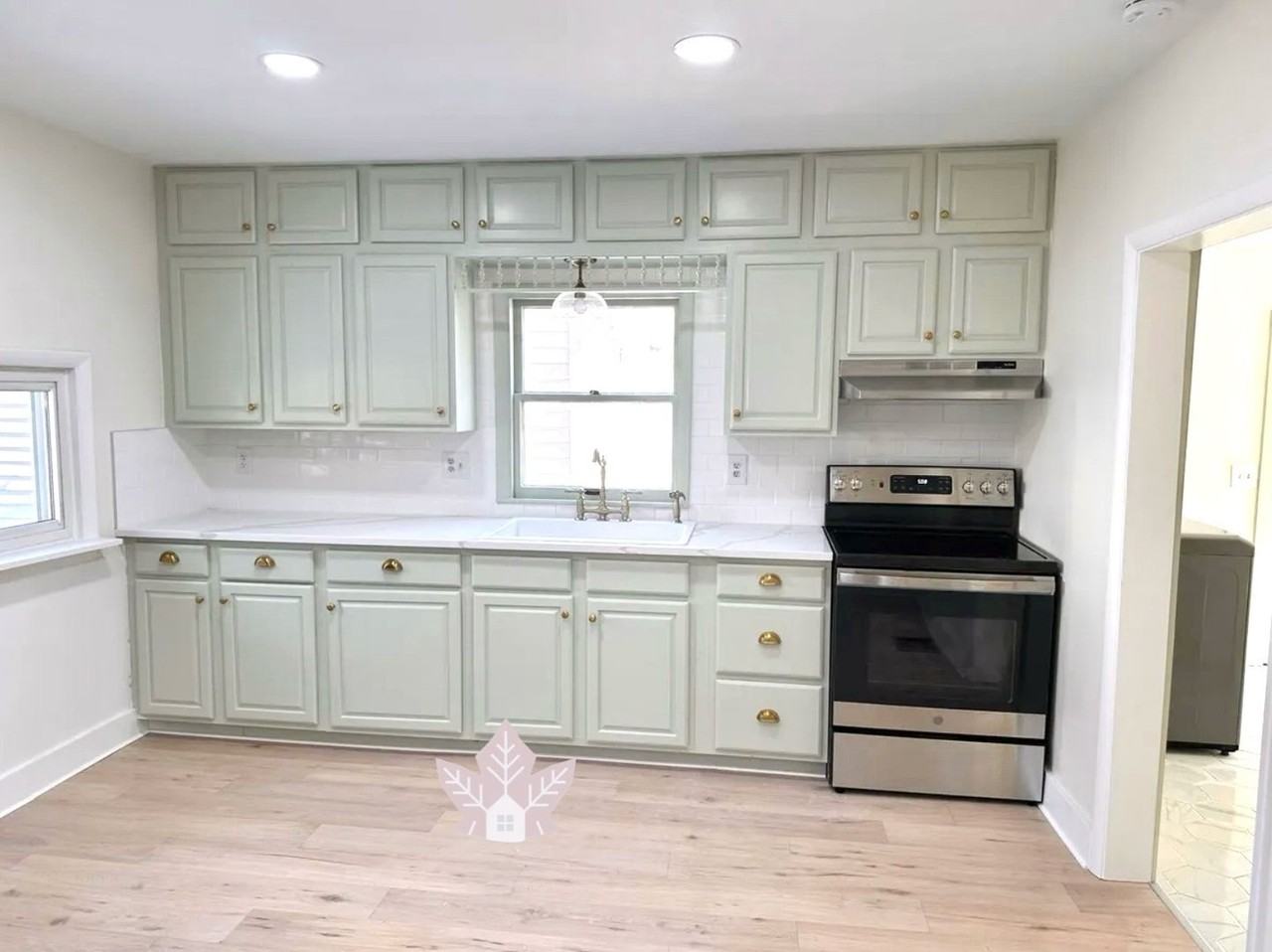 101 S Georgia St - Photo 2 of 23