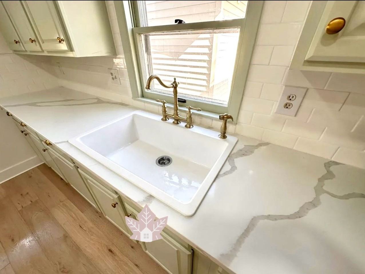 101 S Georgia St - Photo 3 of 23