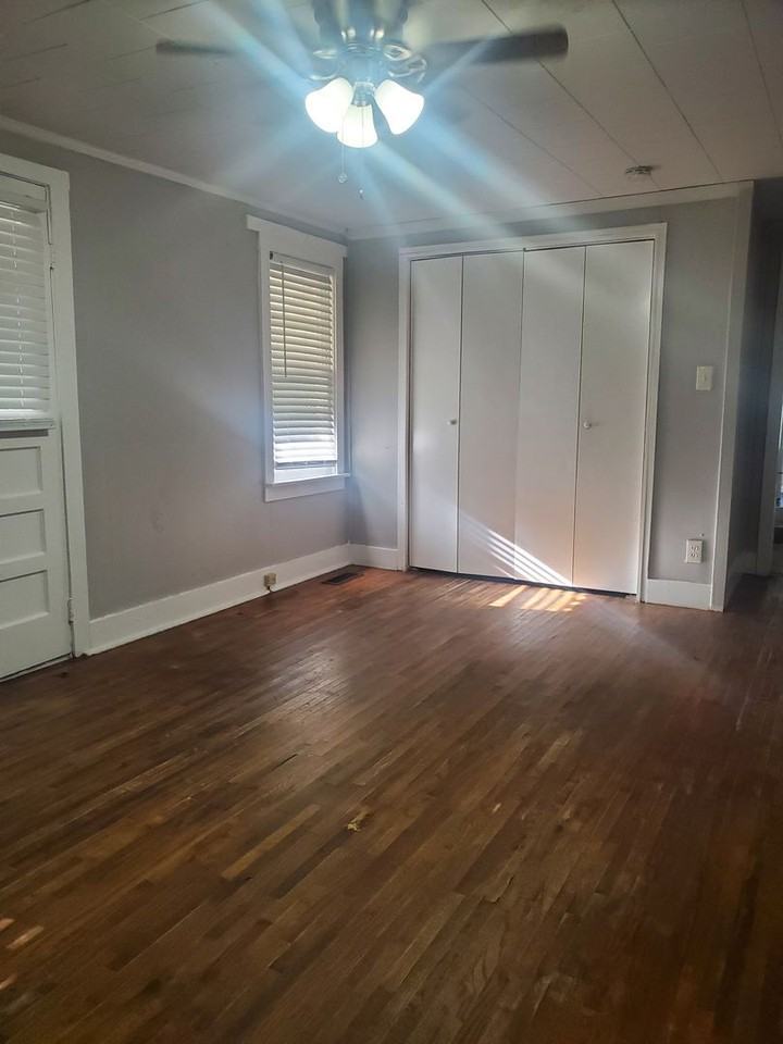 116 Circle Dr - Photo 6 of 13