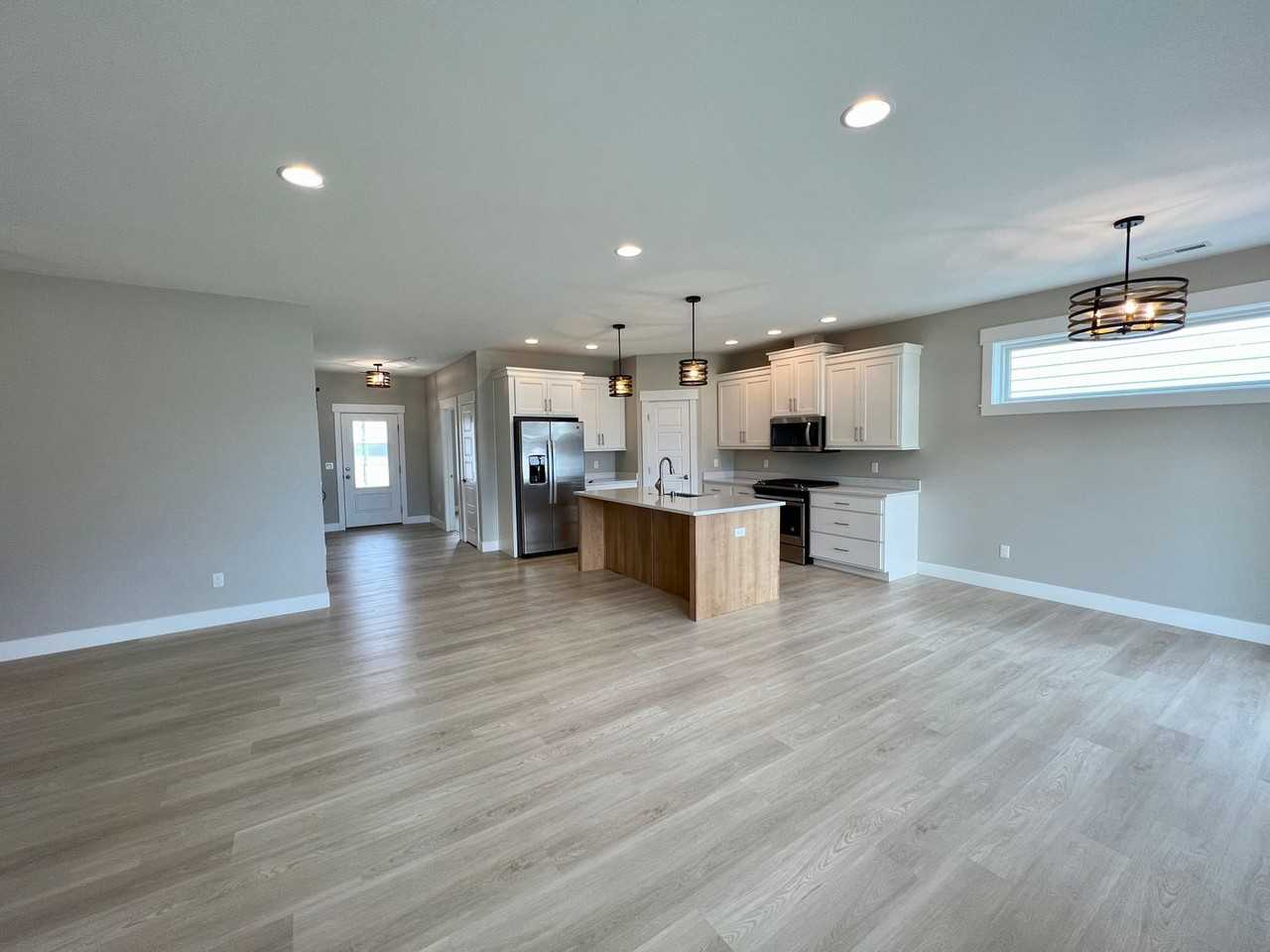 6334 Southern Bluffs Ln - Photo 6 of 21