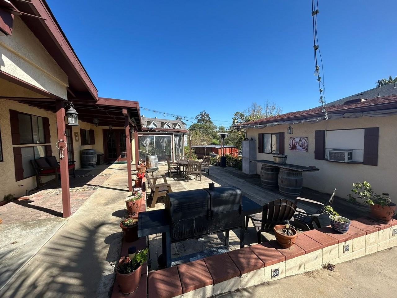 1521 Sunrise Dr - Photo 2 of 22