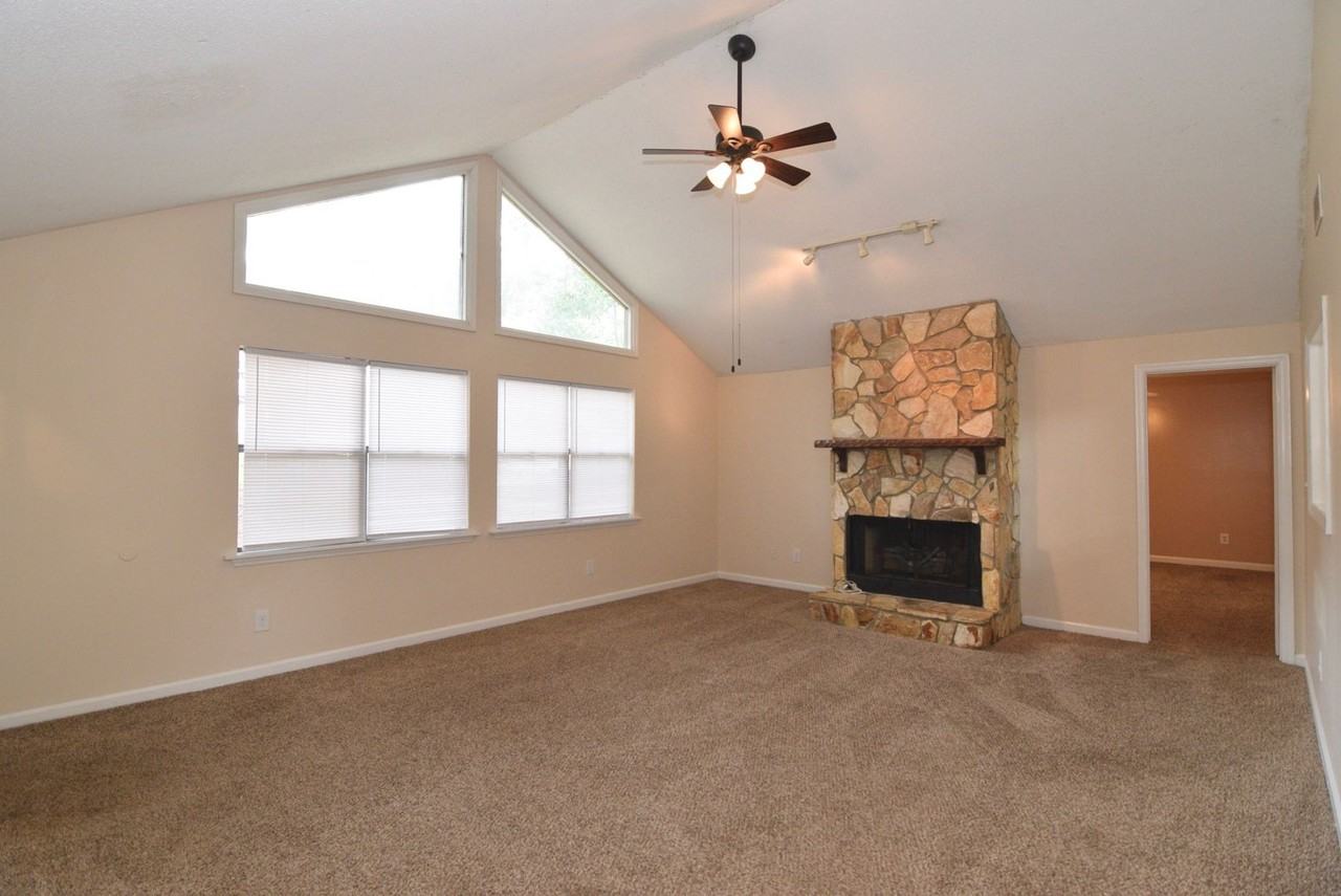 4154 Arlington Rd - Photo 4 of 41