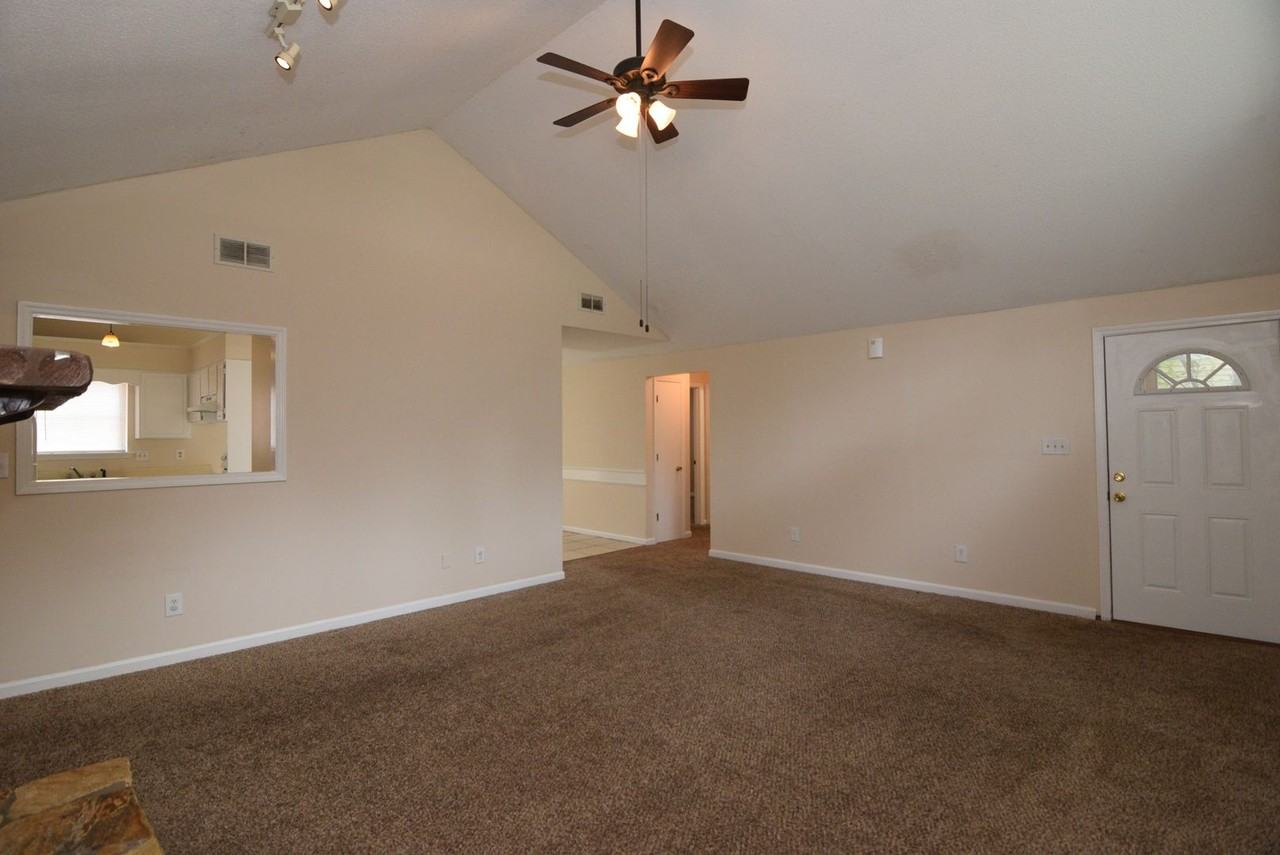 4154 Arlington Rd - Photo 5 of 41