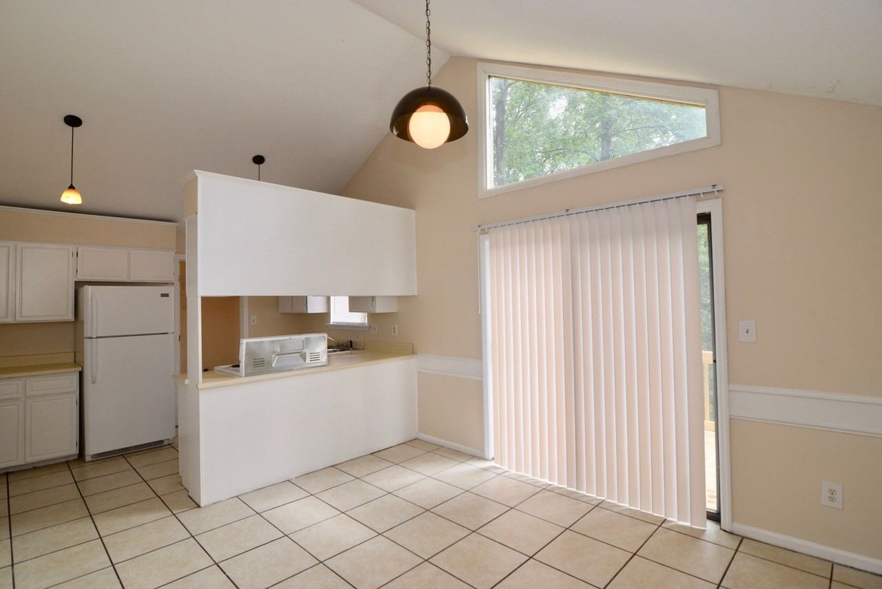 4154 Arlington Rd - Photo 7 of 41
