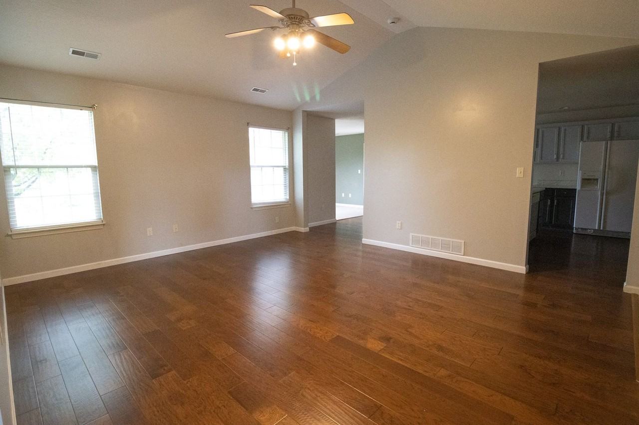 4005 Iguana Dr - Photo 7 of 24