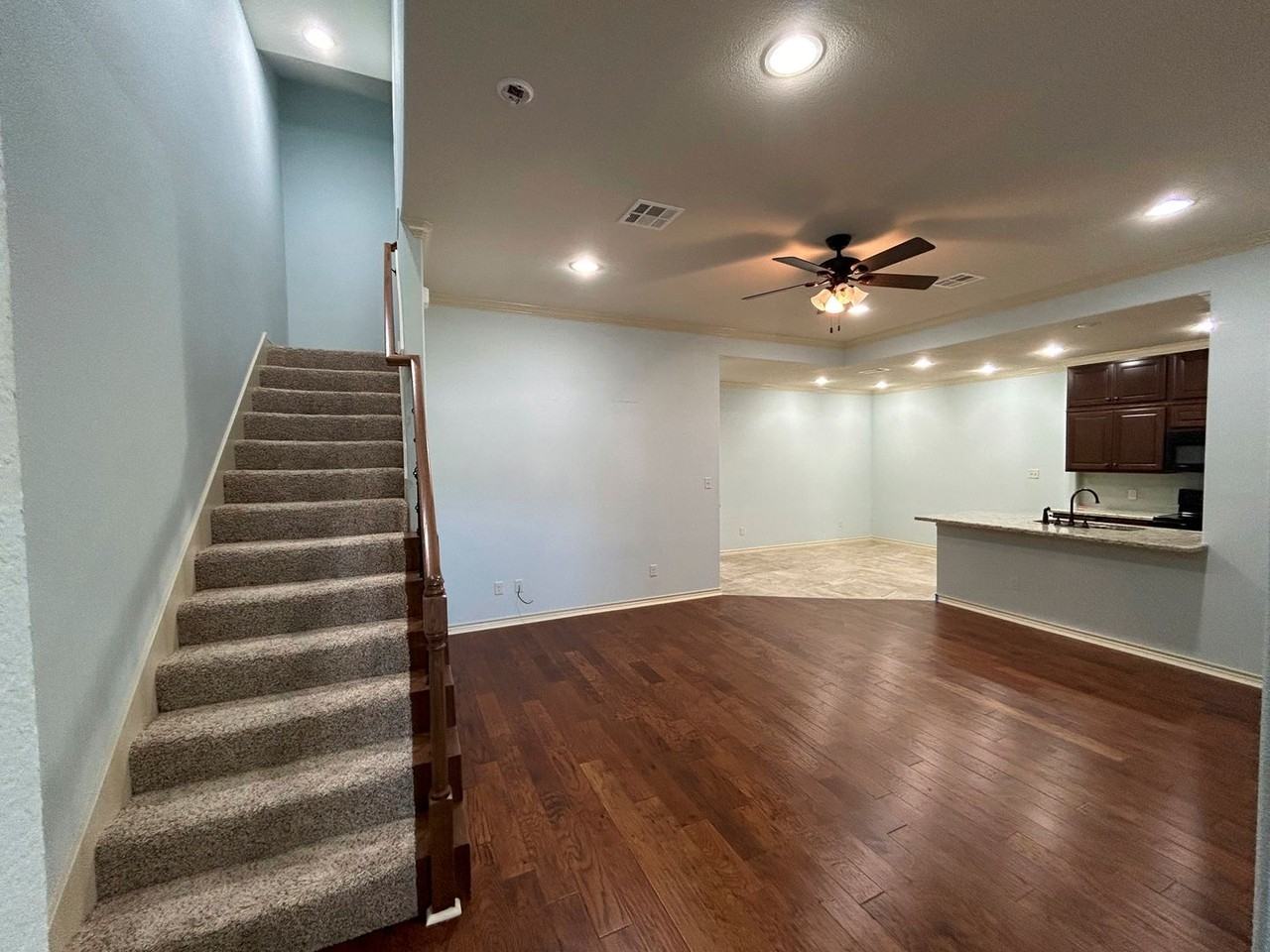 4331 Dawn Lynn Dr - Photo 3 of 27