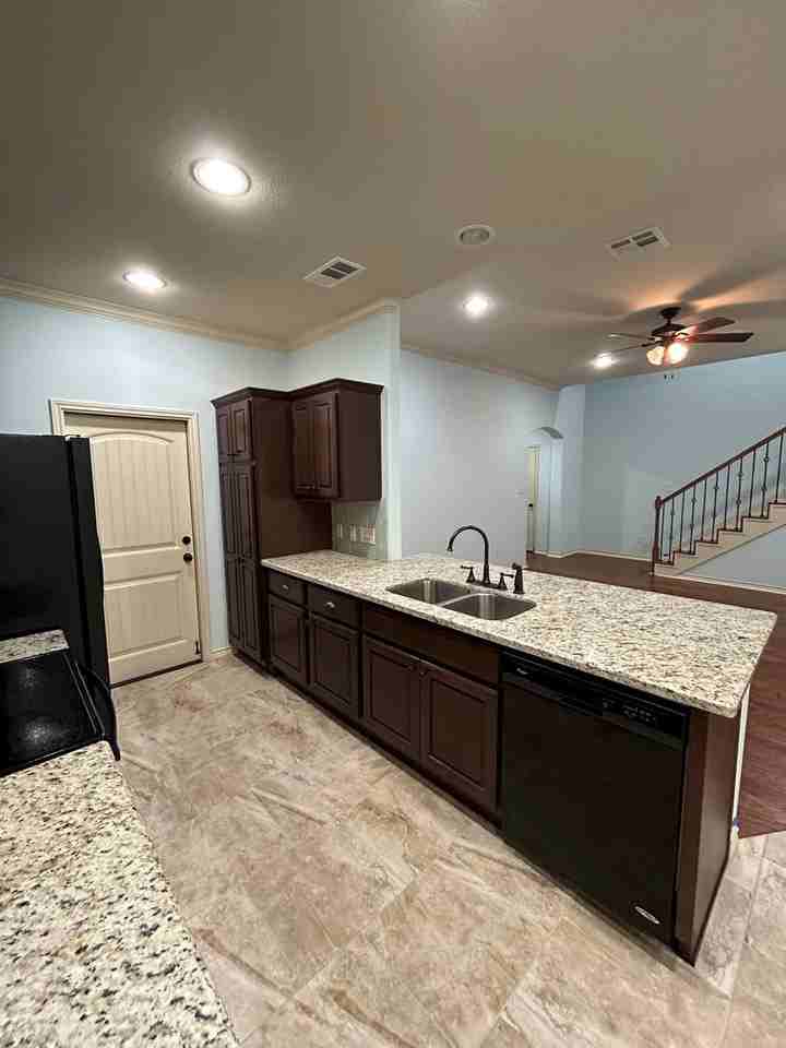 4331 Dawn Lynn Dr - Photo 7 of 27