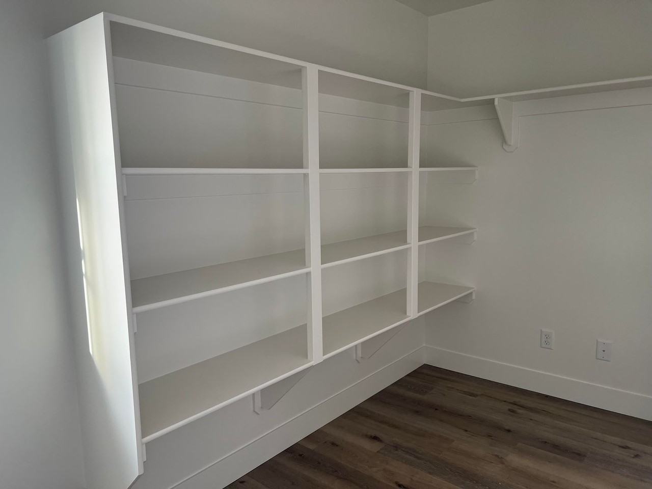 3980 Maple Tree Way - Photo 5 of 8