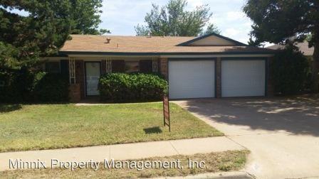 4805 61st St - Photo 2 of 29