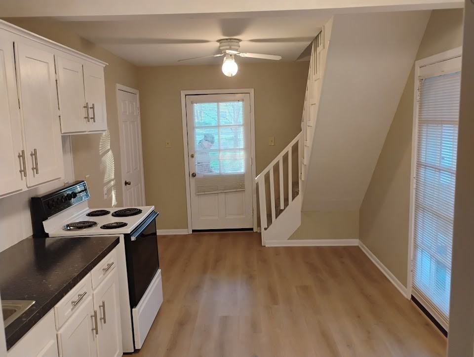 504 North Newsom Street - Photo 3 of 23