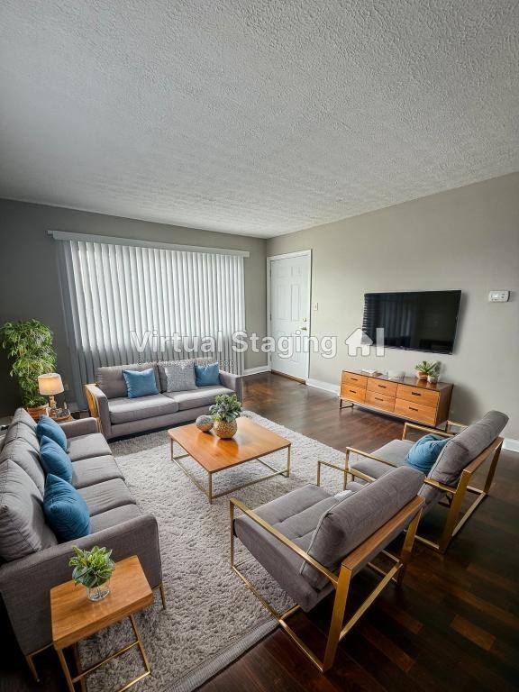 1733 Bachmann Dr - Photo 3 of 20