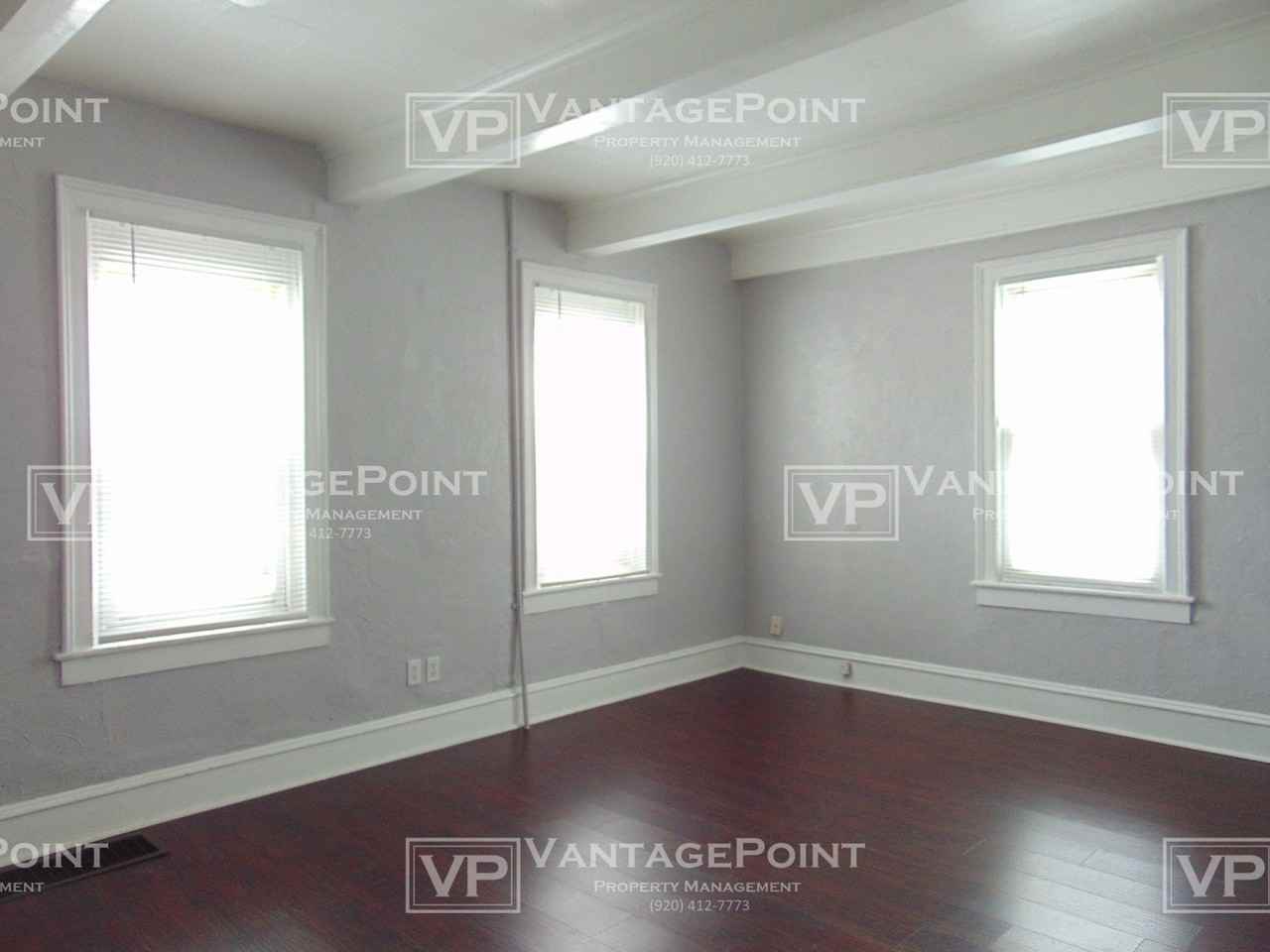 1149 Cherry St - Photo 2 of 16