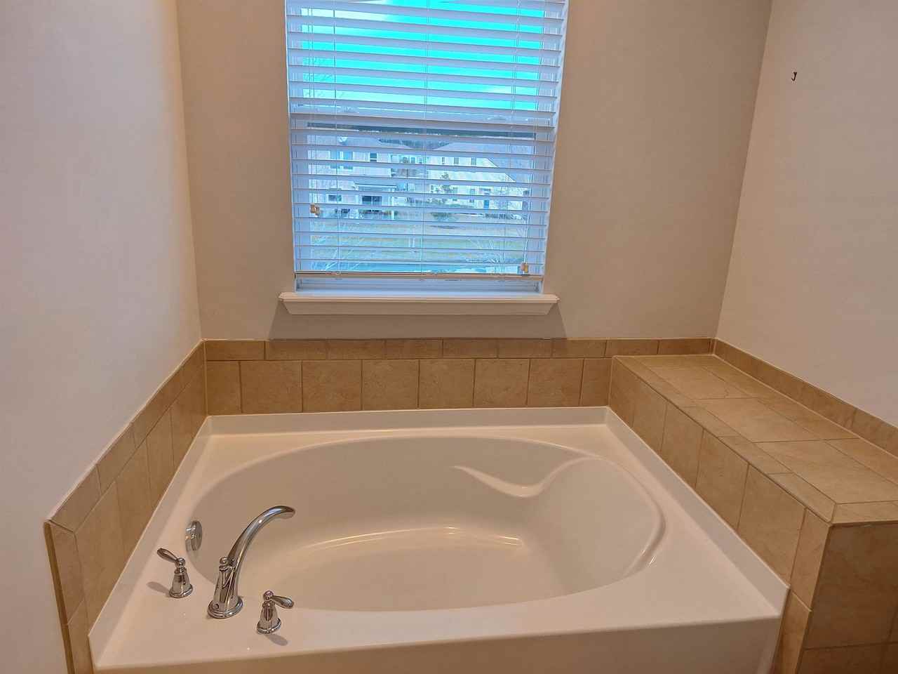 182 Nelson Ln #1 - Photo 5 of 35