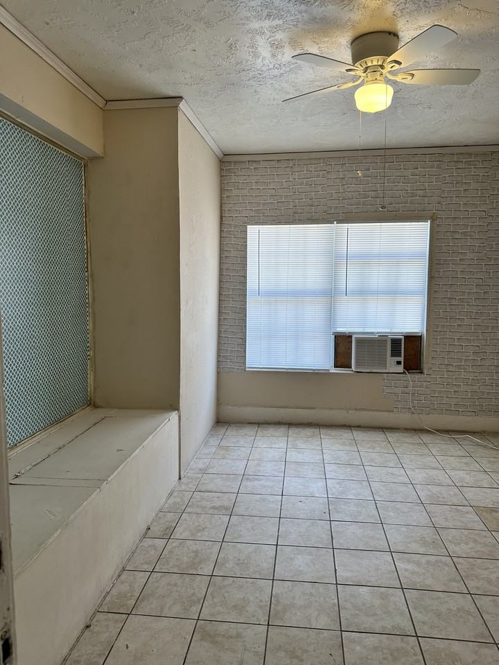 507 Cantrell Dr #B - Photo 6 of 10