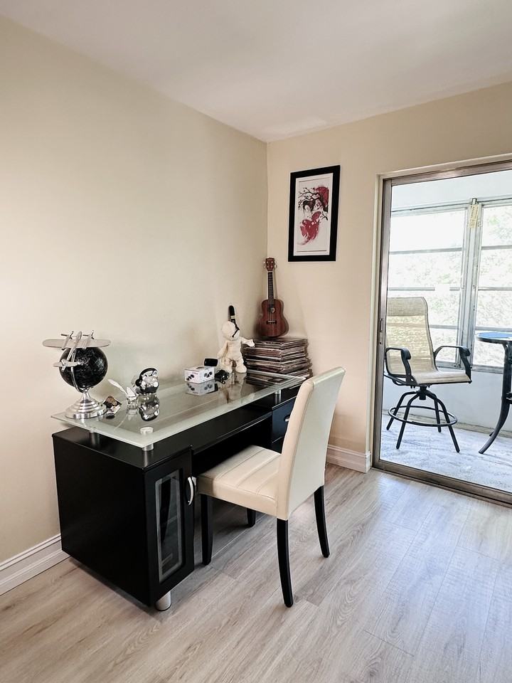 72 7th St S #306 - Photo 5 of 30