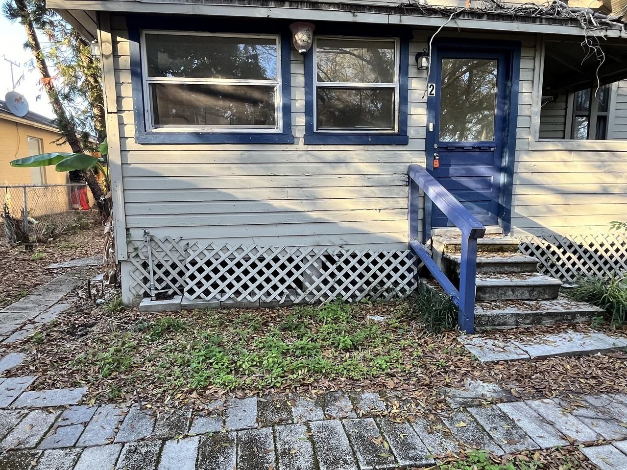 1223 E Parker St #2 - Photo 4 of 10
