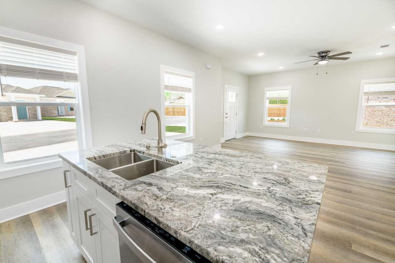 107 Clearing Way - Photo 2 of 23