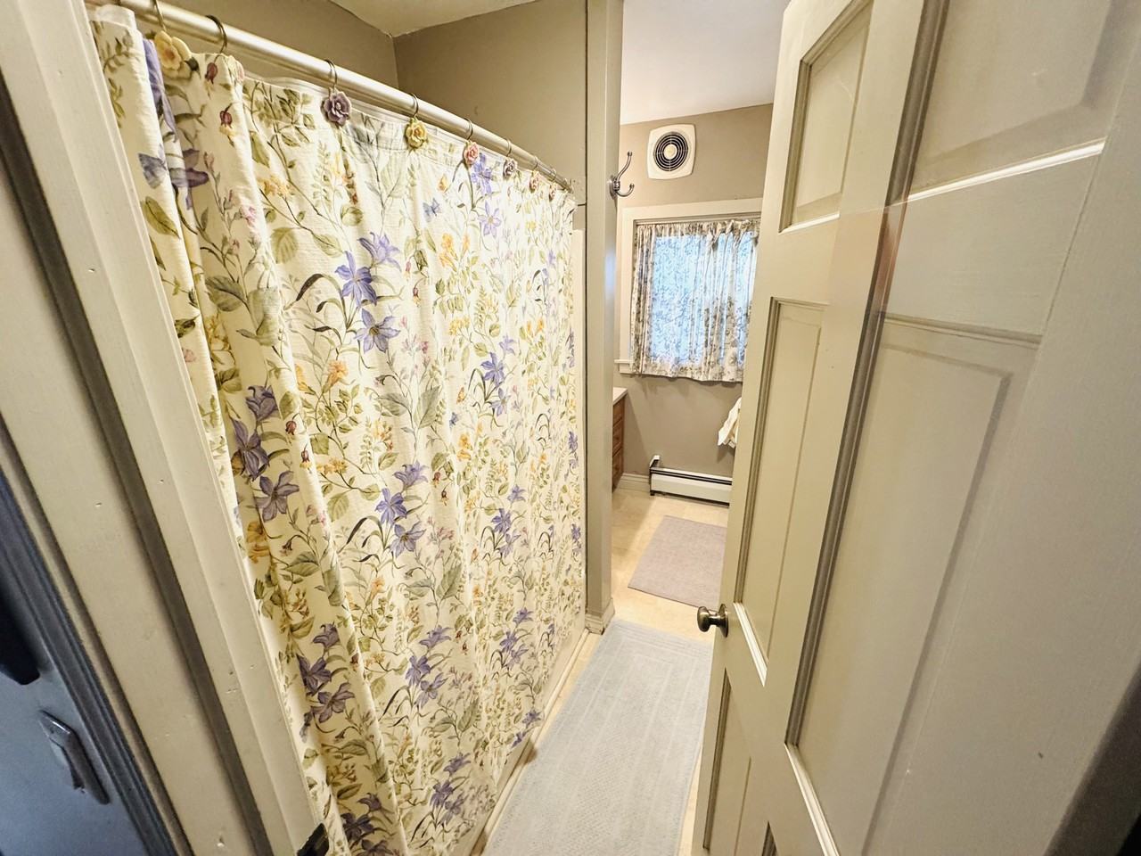 324 Center St #1 - Photo 2 of 25