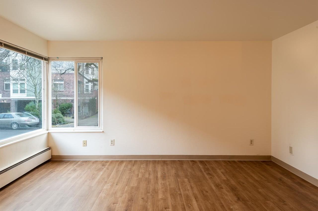 La Rochelle - Photo 3 of 8