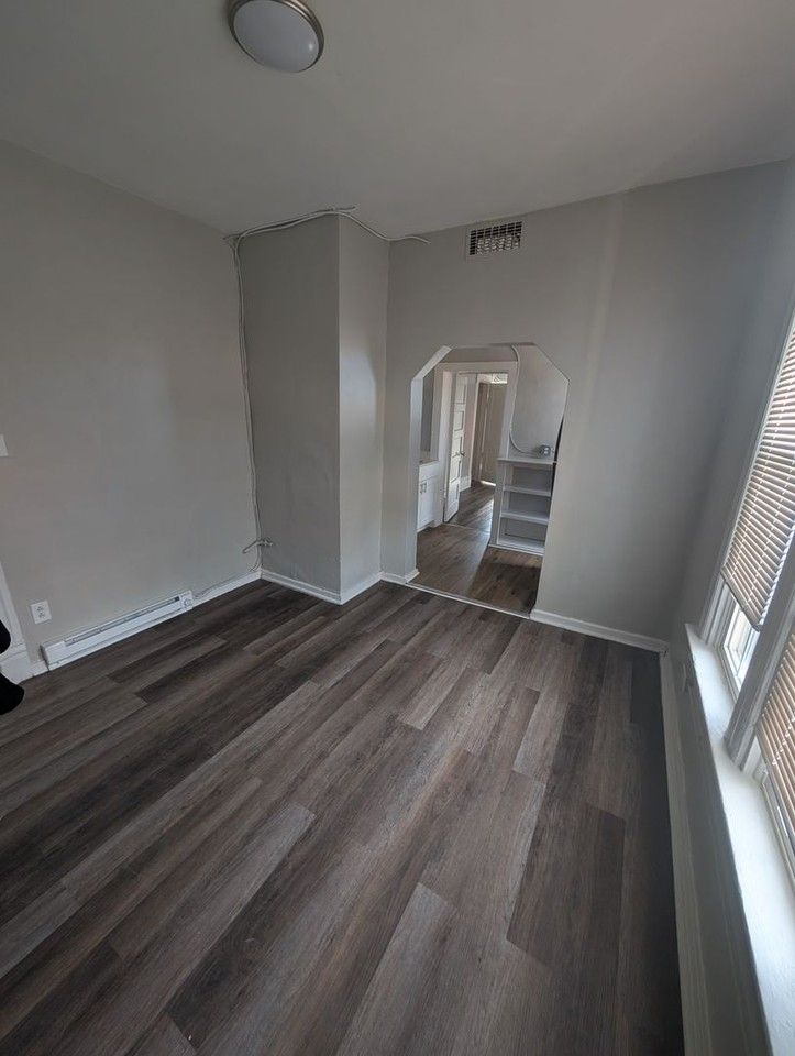 2139 N Lafayette St #2 - Photo 5 of 9