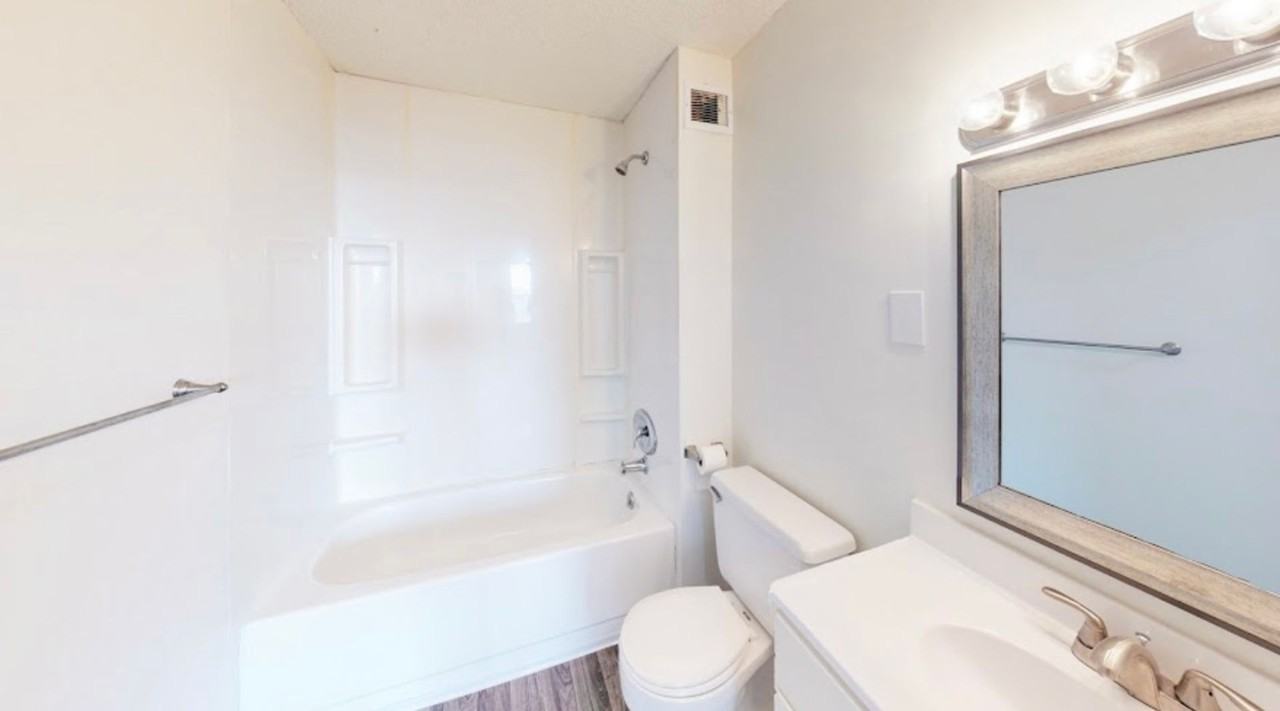 Riverview Apartments - Photo 5 of 6