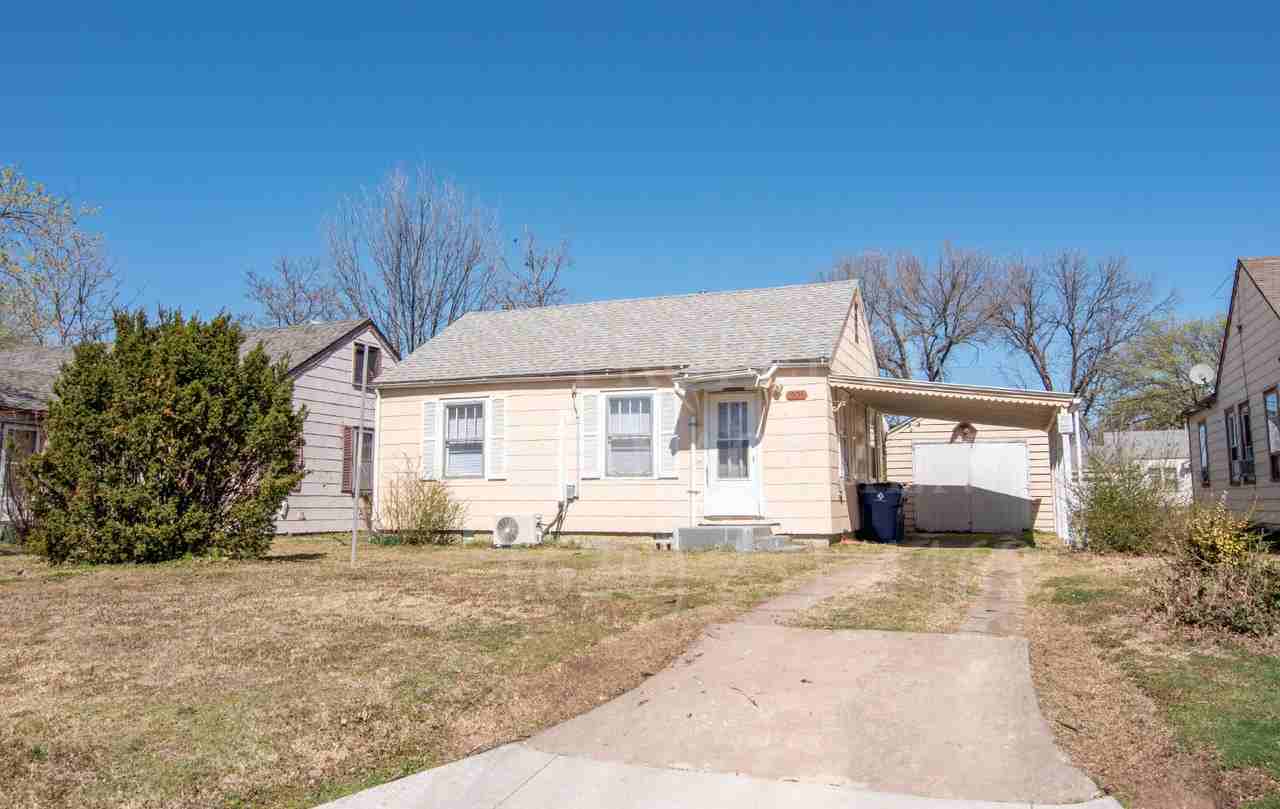 1906 W 6th St - Photo 7 of 19