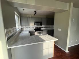 3024 W Villard St Apt F #Apt F - Photo 1 of 1