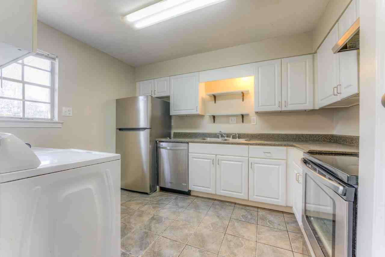2293 Madison Ave - Photo 6 of 27