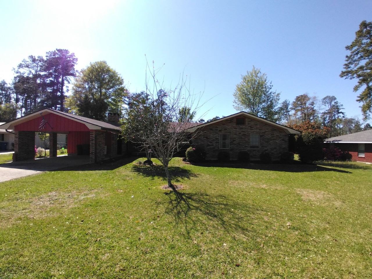 705 Haynes Dr - Photo 2 of 27