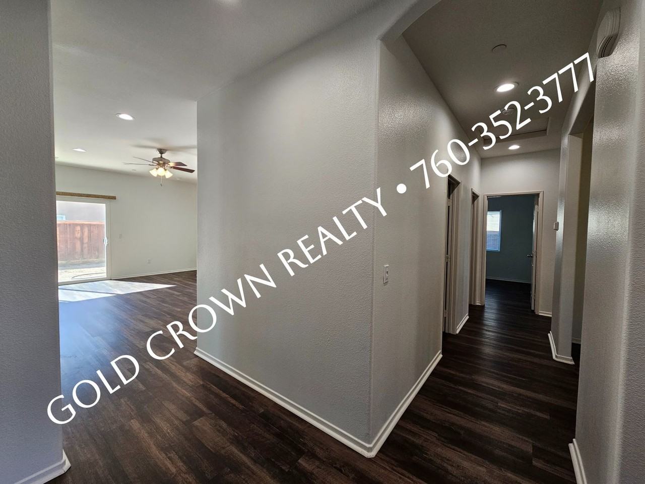 633 Las Lomas St - Photo 7 of 15