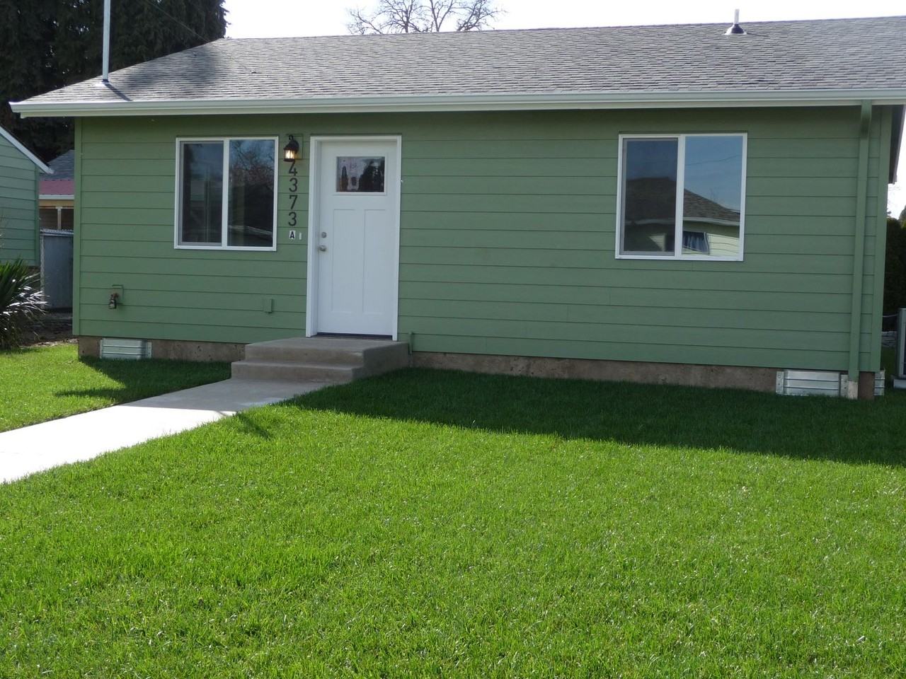 4373 Toni Ave N #A - Photo 2 of 13