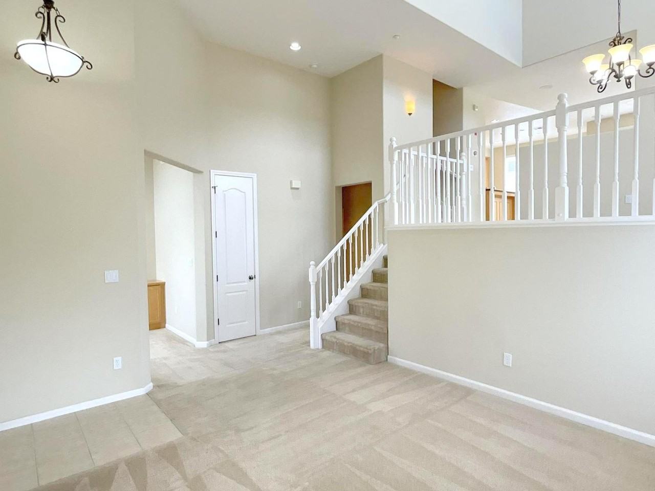 6319 Byron Ln - Photo 6 of 39