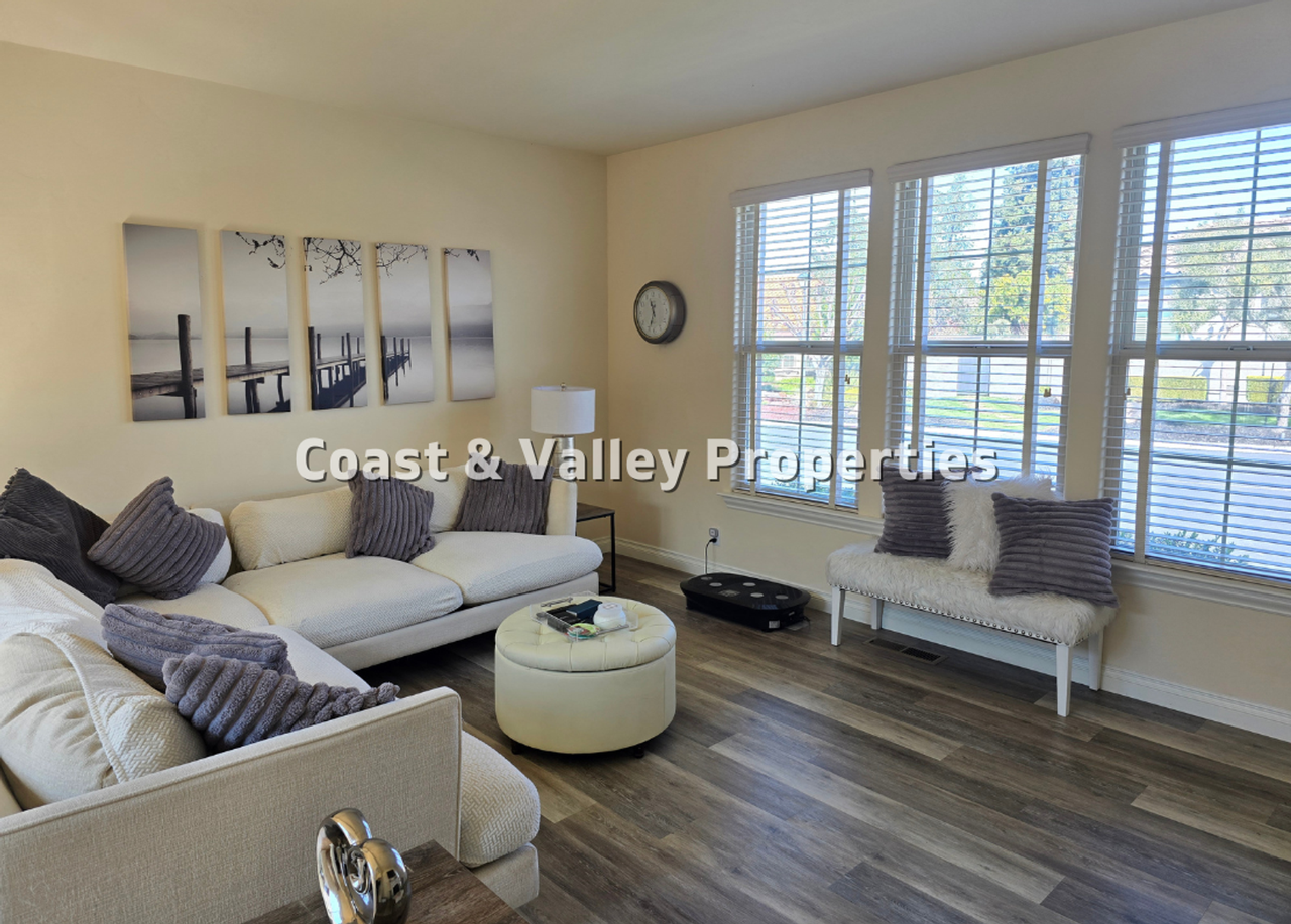 101 Ken Ct - Photo 3 of 20