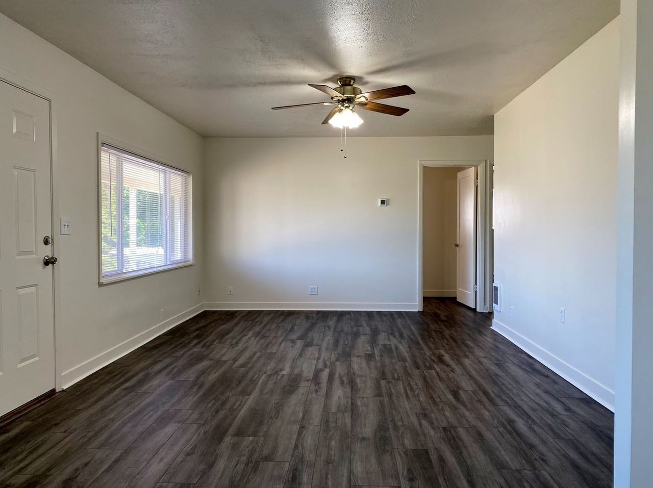 1705 I St - Photo 2 of 21