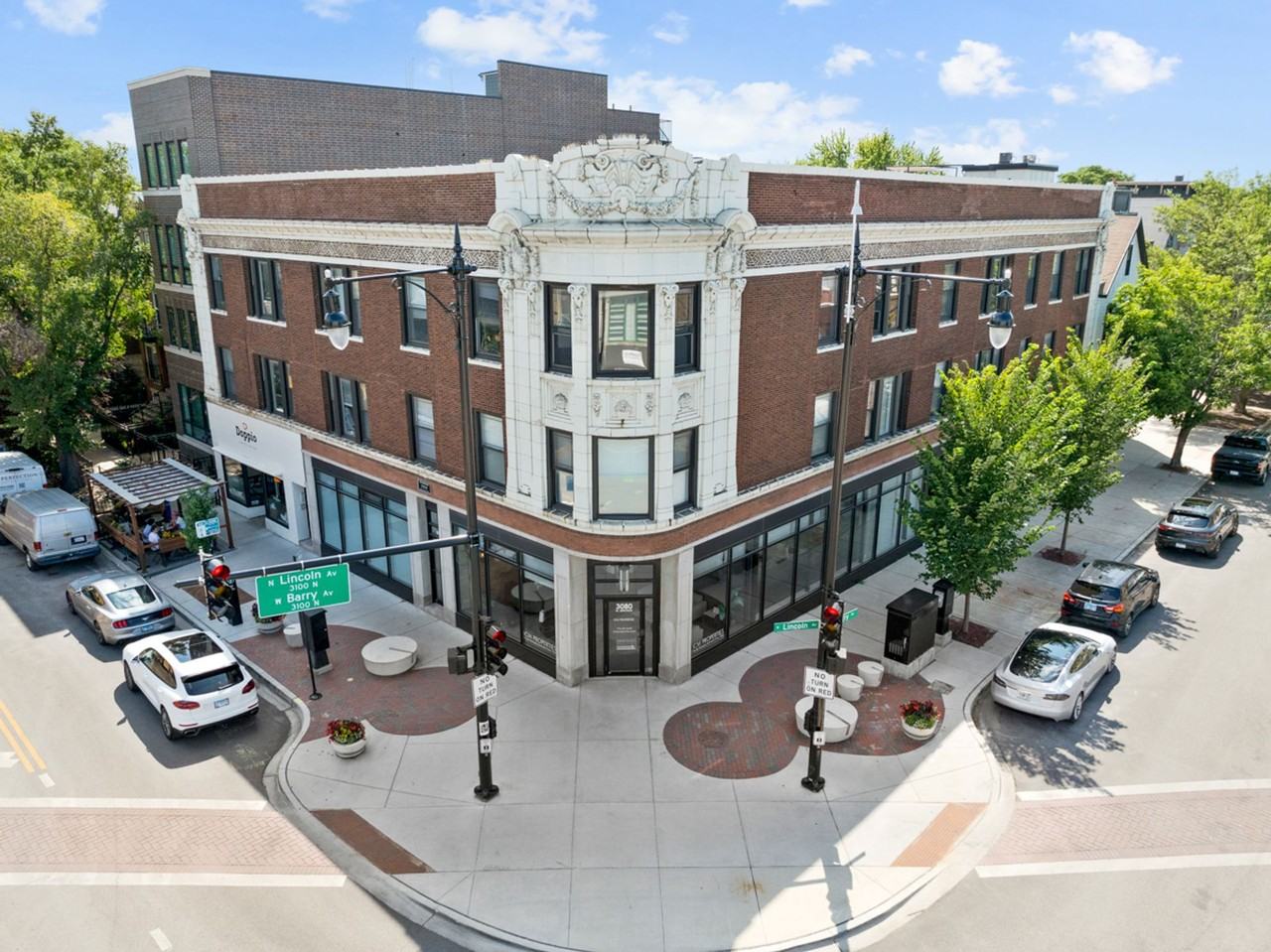 3054-58 N. Greenview / 1507-11 W. Barry / 3080 N. Lincoln - Photo 4 of 11