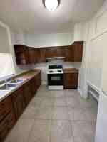 featured image of 130 E 5th St