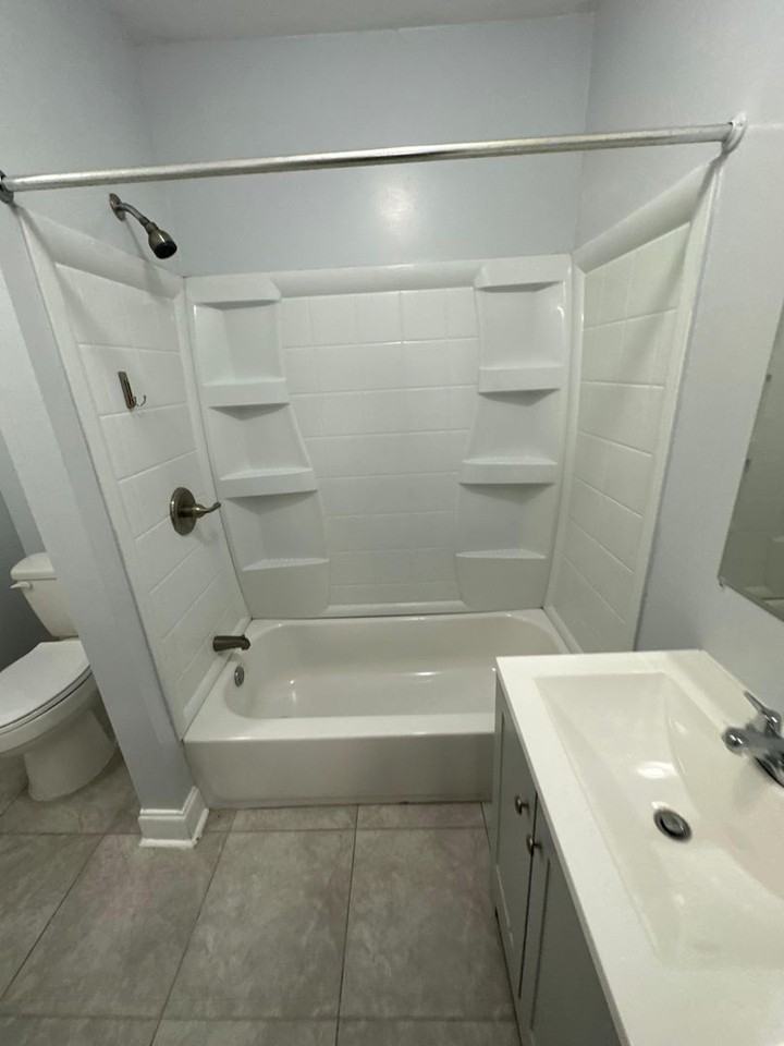 130 E 5th St - Photo 5 of 16