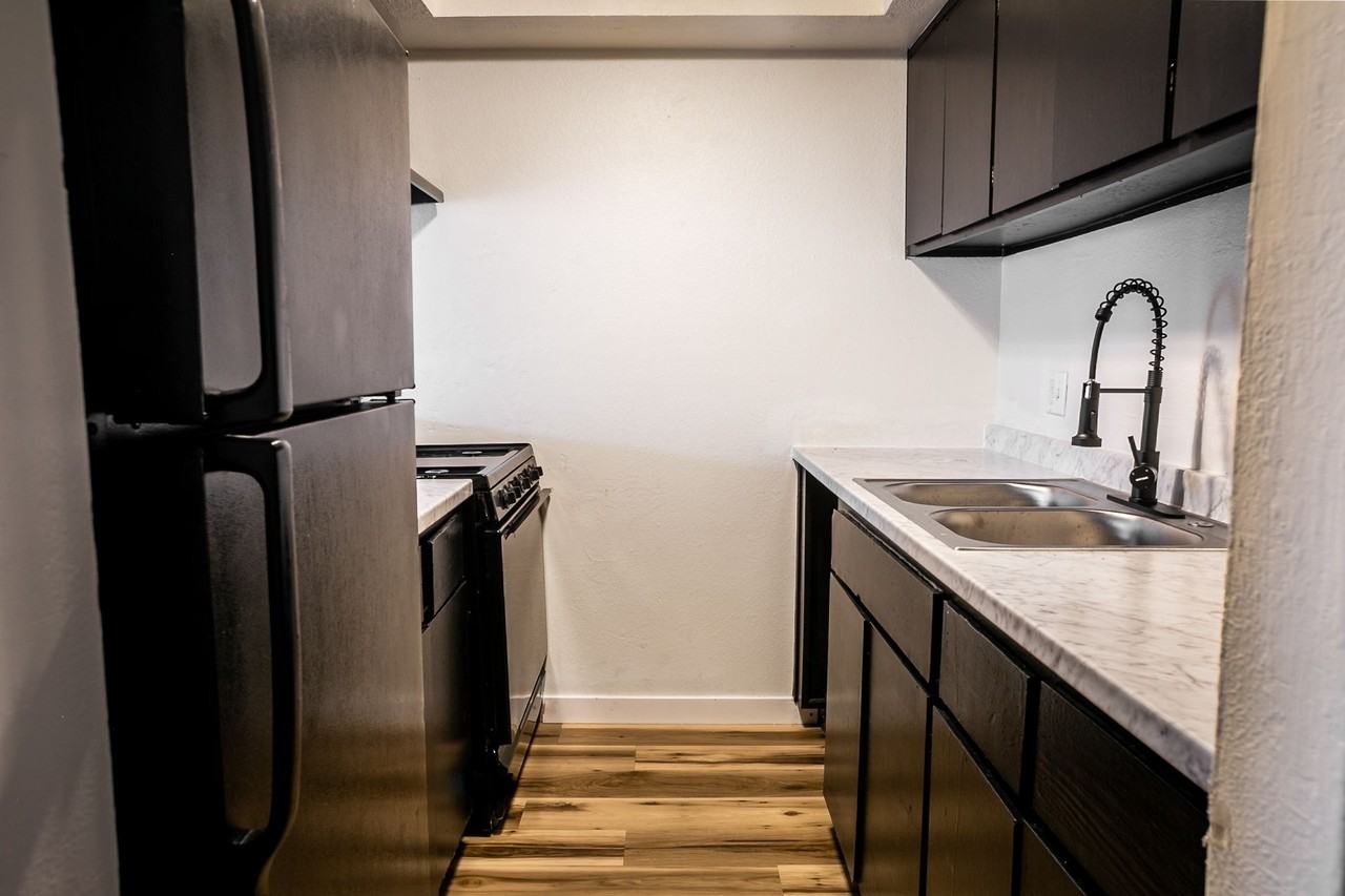 Acacia Gardens - Photo 3 of 9