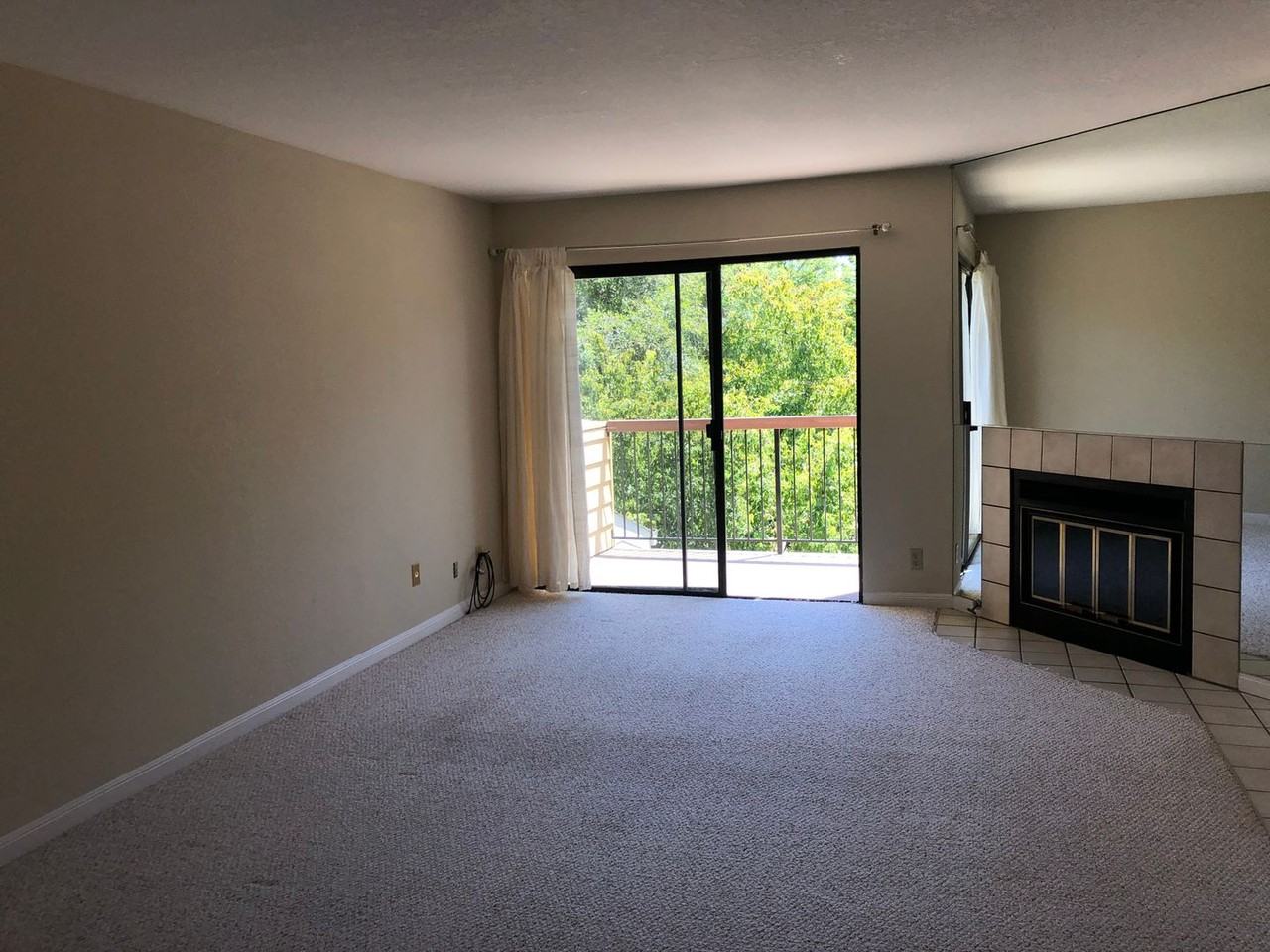 471 Northlake Dr #44 - Photo 7 of 12