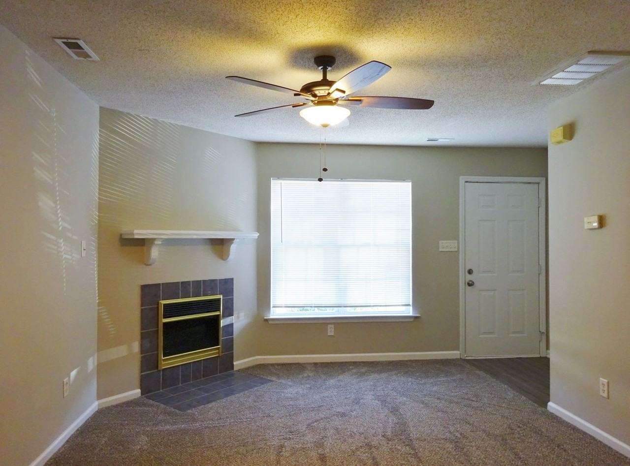 971 West Pueblo Drive - Photo 3 of 17