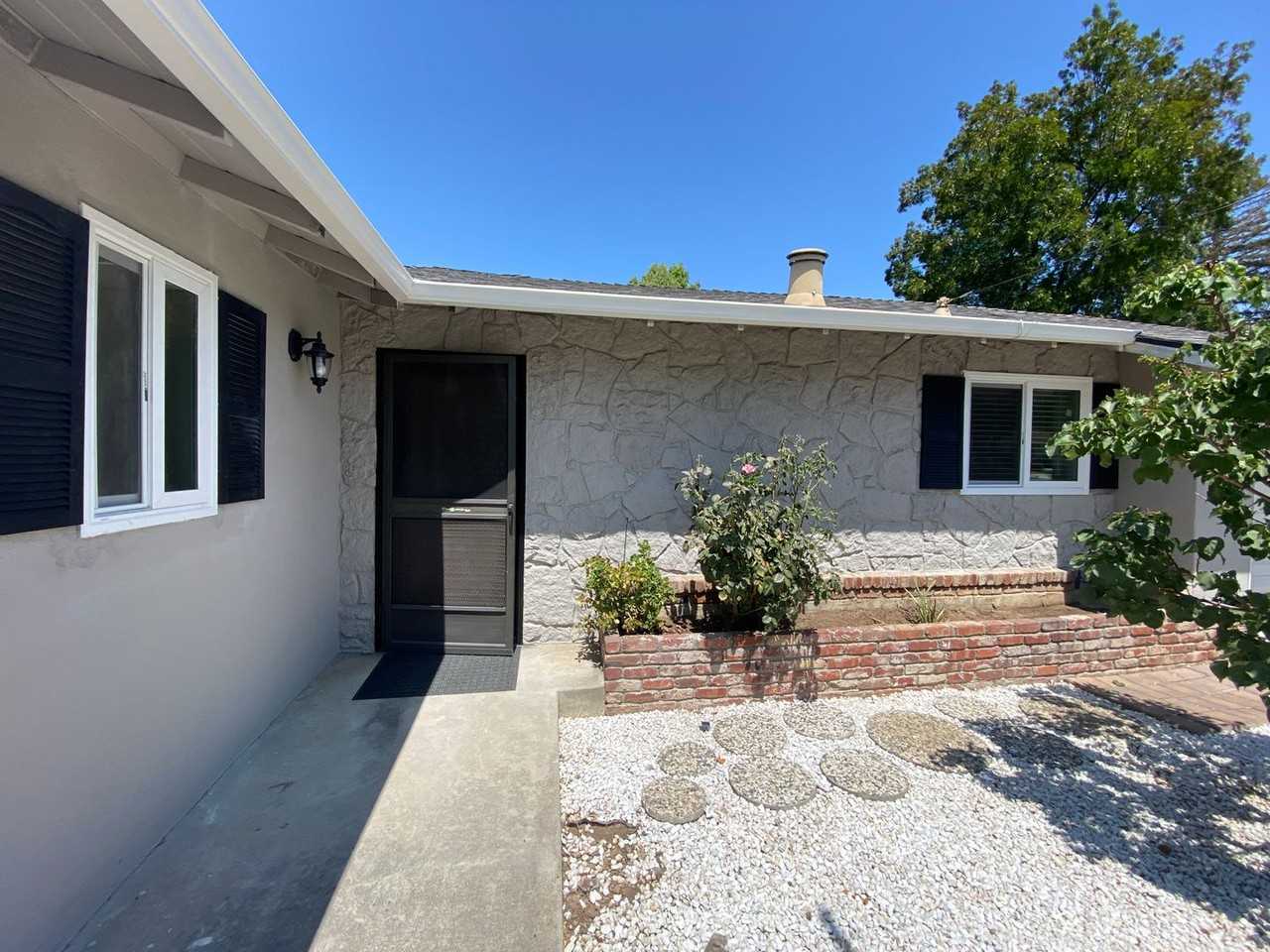 20135 Sea Gull Way - Photo 2 of 41