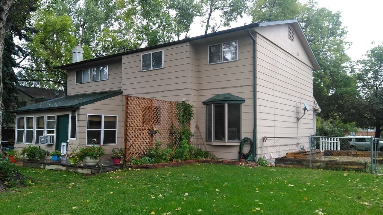 2725 Meadowlark Ave - Photo 2 of 19