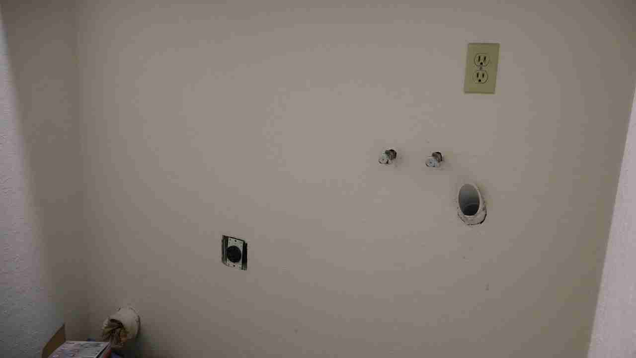 1201 Lea St - Photo 2 of 14