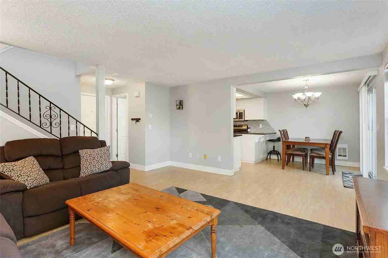 713 8th Avenue Pl Nw - Photo 5 of 20